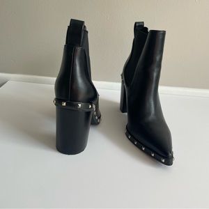 Charles David Black Studded Boots!